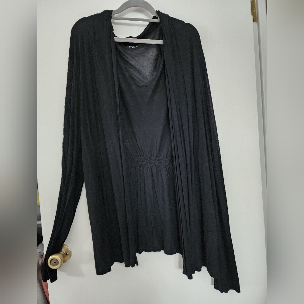 Black flowy cardigan XL